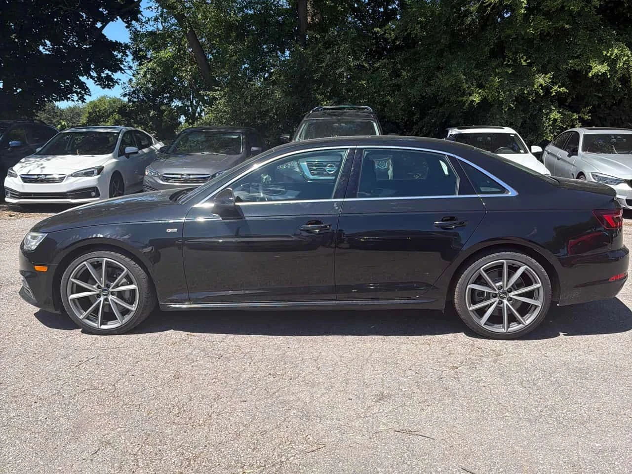 Audi A4 Progressiv * CARFAX * БЕЗ ПЪРВОНАЧАЛНА ВНОСКА, снимка 2 - Автомобили и джипове - 55014644