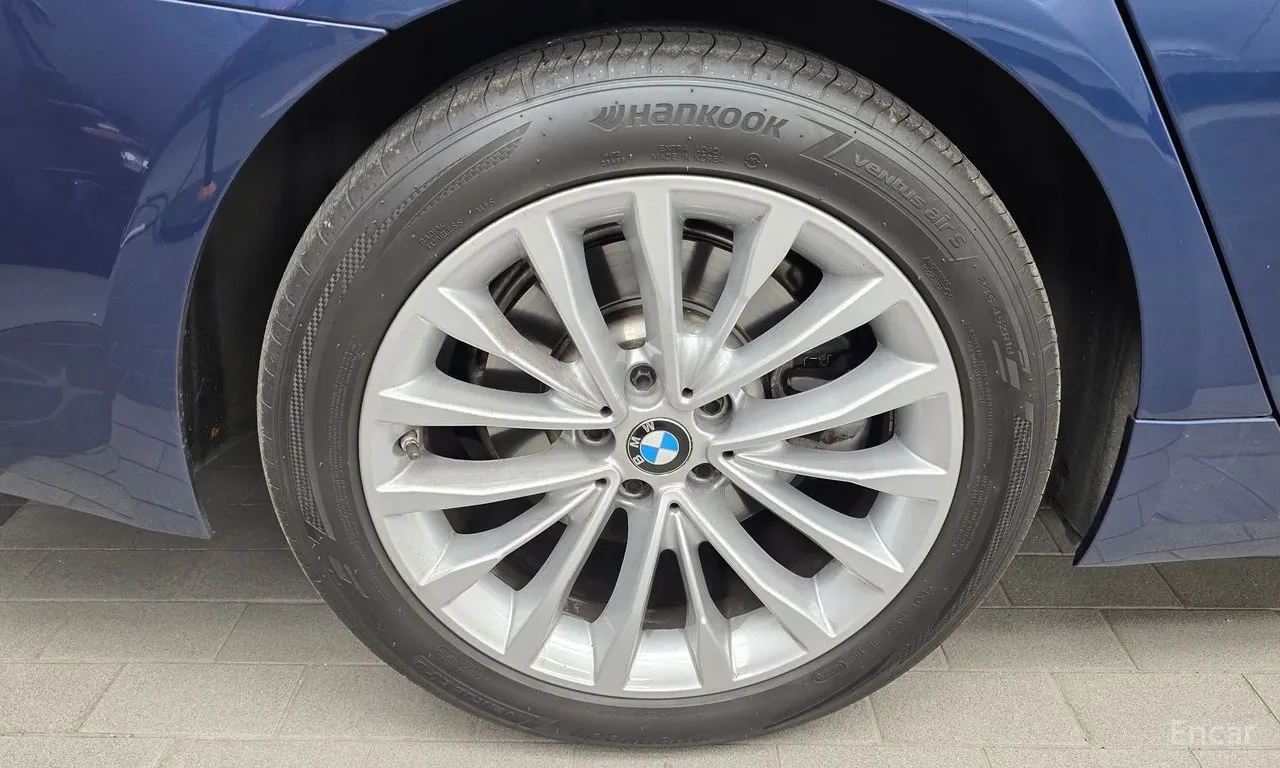 BMW 530 LCI | H&KARDON | 360 | HEADS UP, снимка 5 - Автомобили и джипове - 55950349