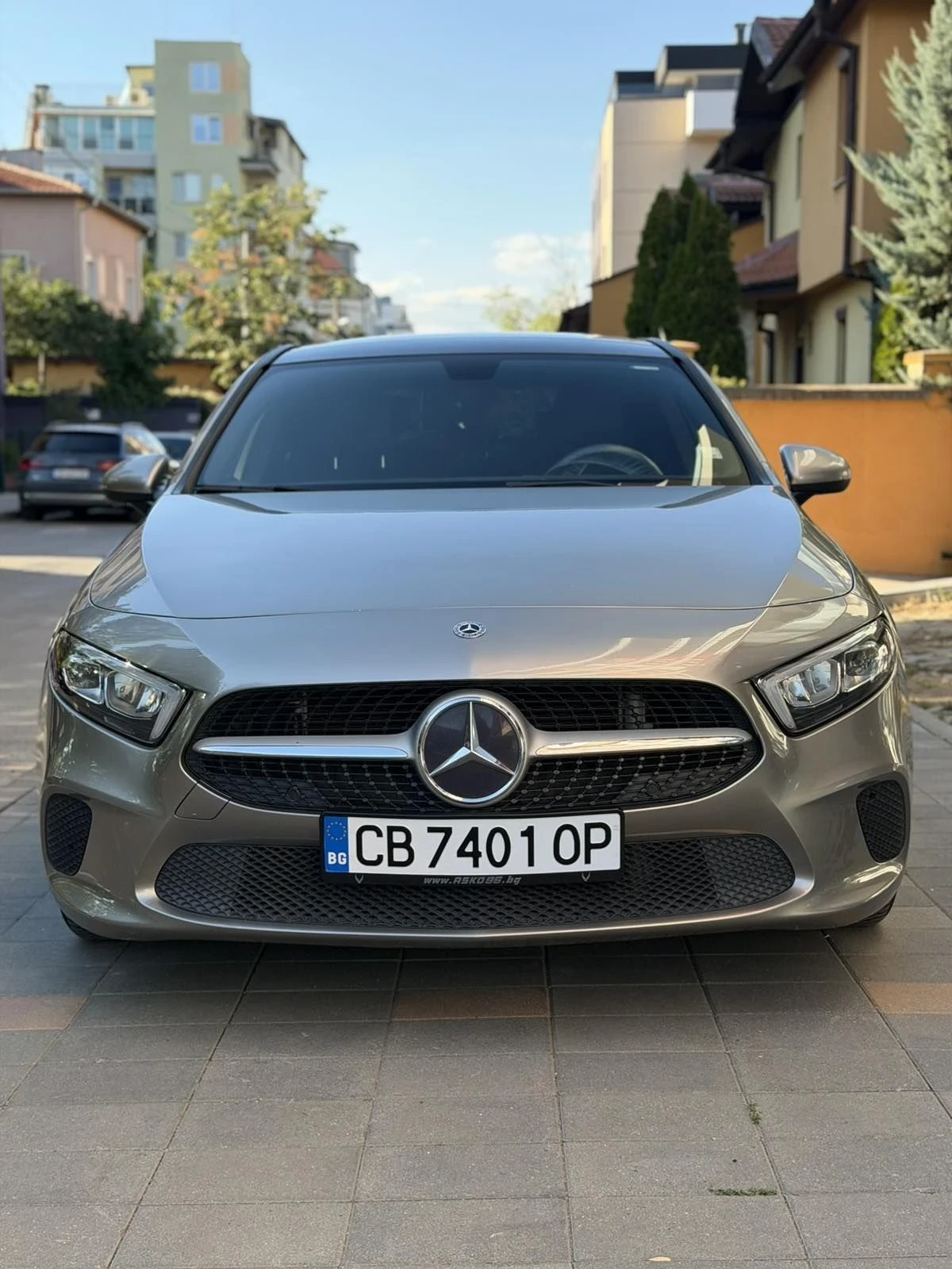 Mercedes-Benz A 220