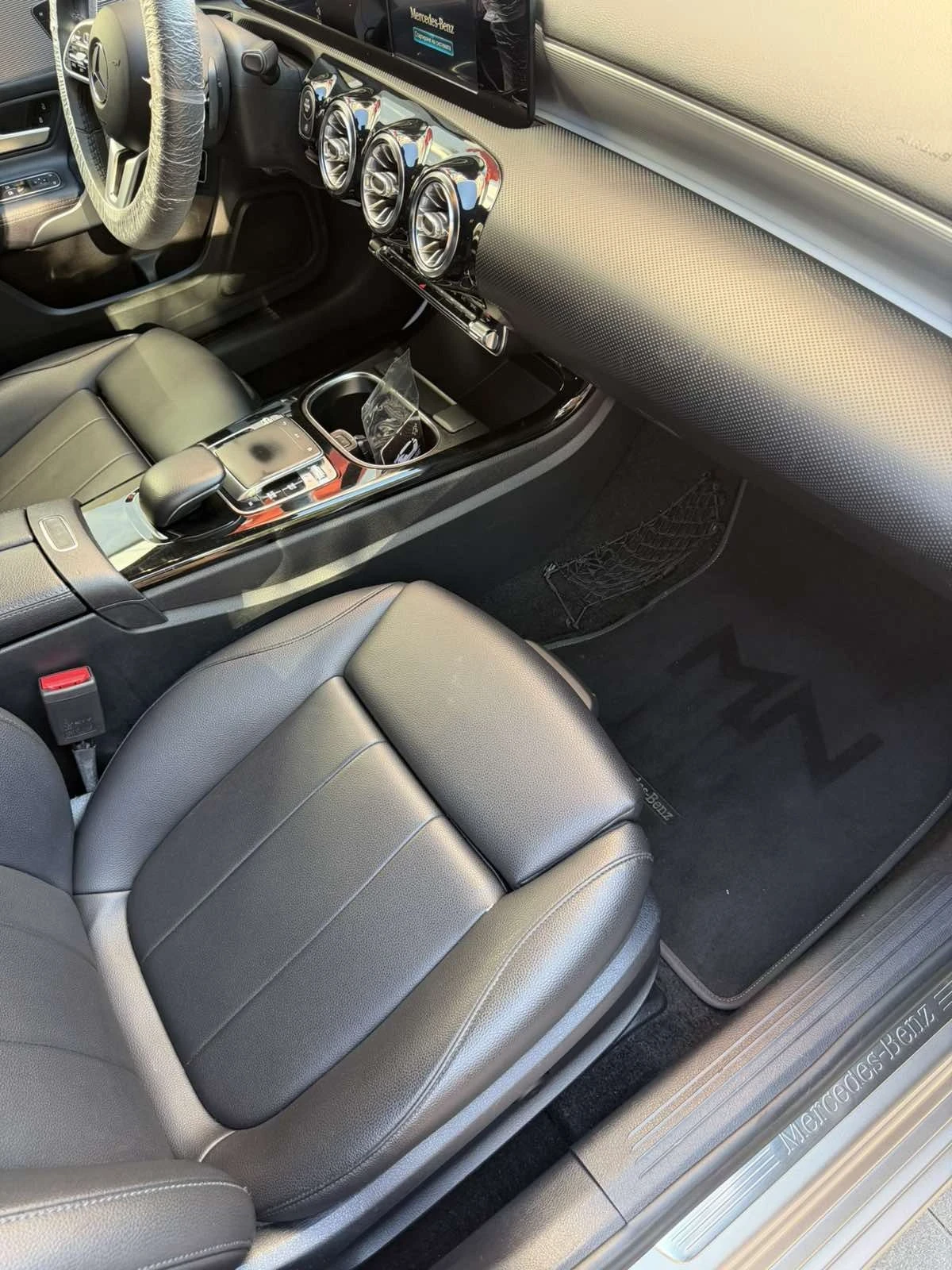 Mercedes-Benz A 220, снимка 7 - Автомобили и джипове - 56154643