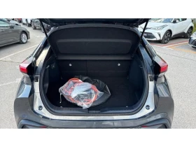 Toyota C-HR 2.0 PLUG-IN SELECTION, снимка 10