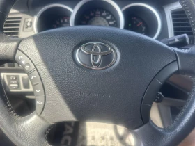 Toyota Tacoma, снимка 9