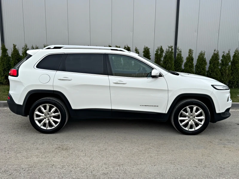 Jeep Cherokee 2.0TD 4WD/Limited/Full/ШВЕЙЦАРИЯ!!!, снимка 6 - Автомобили и джипове - 49508792