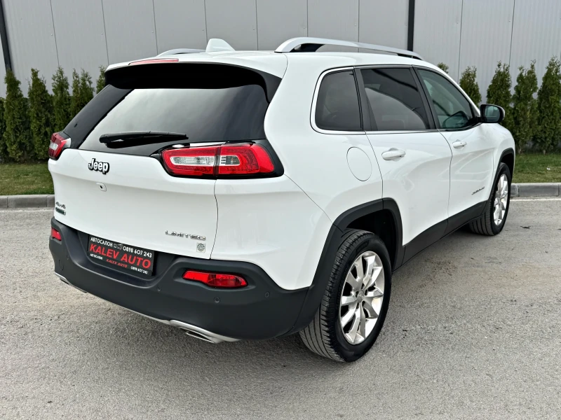 Jeep Cherokee 2.0TD 4WD/Limited/Full/ШВЕЙЦАРИЯ!!!, снимка 5 - Автомобили и джипове - 49508792