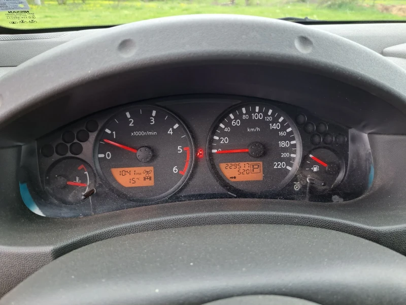 Nissan Navara, снимка 12 - Автомобили и джипове - 50233109