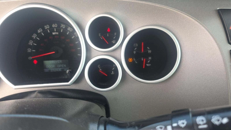 Toyota Sequoia Platinum, снимка 9 - Автомобили и джипове - 52640127