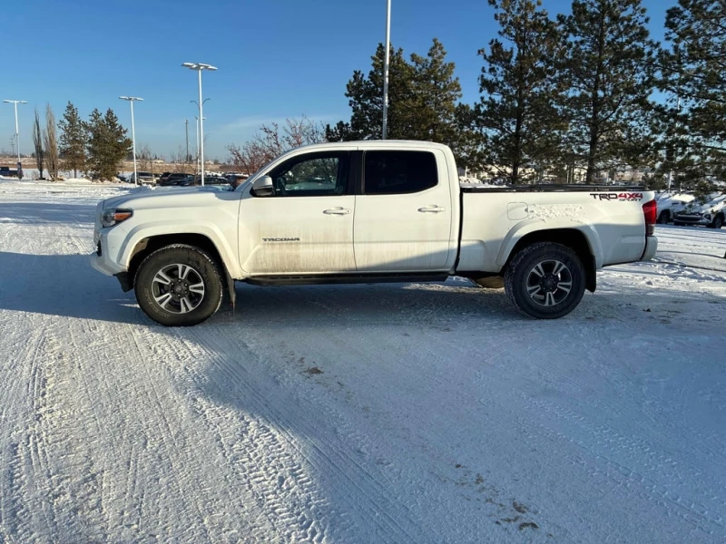 Toyota Tacoma * SR5 * CARFAX * БЕЗ ПЪРВОНАЧАЛНА ВНОСКА, снимка 2 - Автомобили и джипове - 52733207