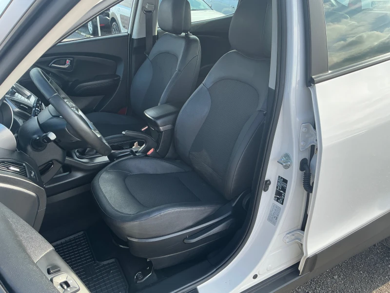 Hyundai IX35 1.7 CRDI, снимка 14 - Автомобили и джипове - 53293446