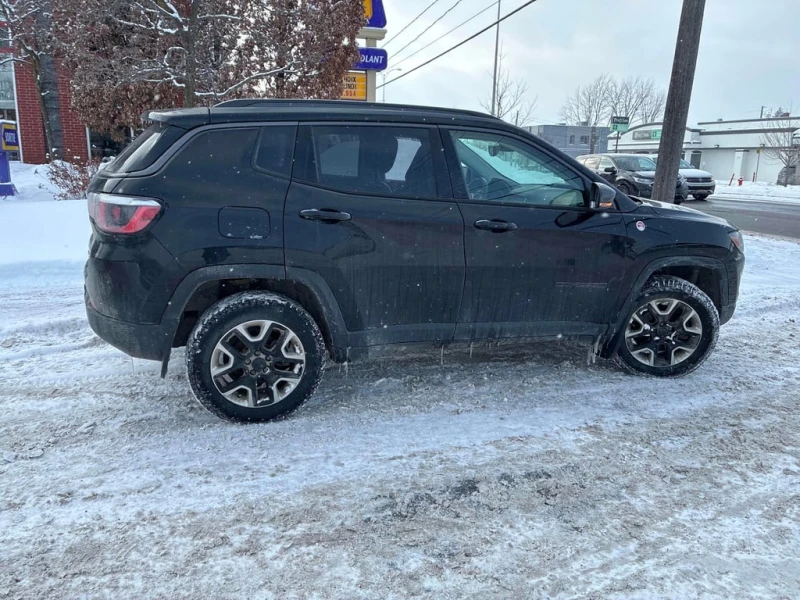 Jeep Compass * Trailhawk * CARFAX * ПОДГРЕВИ * КАМЕРА, снимка 3 - Автомобили и джипове - 53294426