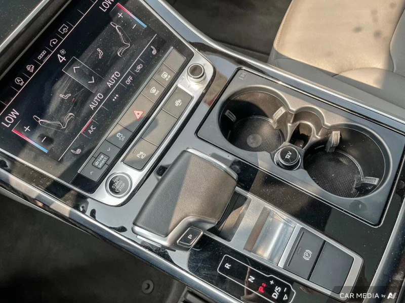 Audi Q7 Komfort 45 TFSI * АвтоКредит (ЦЕНА ДО БГ), снимка 15 - Автомобили и джипове - 53526038