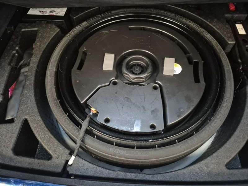 Audi SQ5 * PROGRESSIV * Quattro * Подгреви * 2 Ключа * , снимка 15 - Автомобили и джипове - 53529631