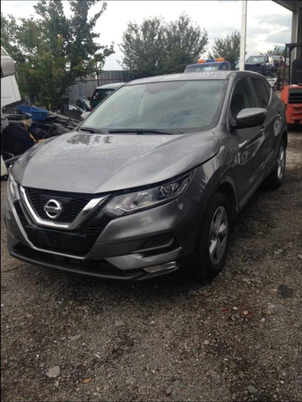 Nissan Qashqai 1.5-DCI, снимка 1 - Автомобили и джипове - 42335422