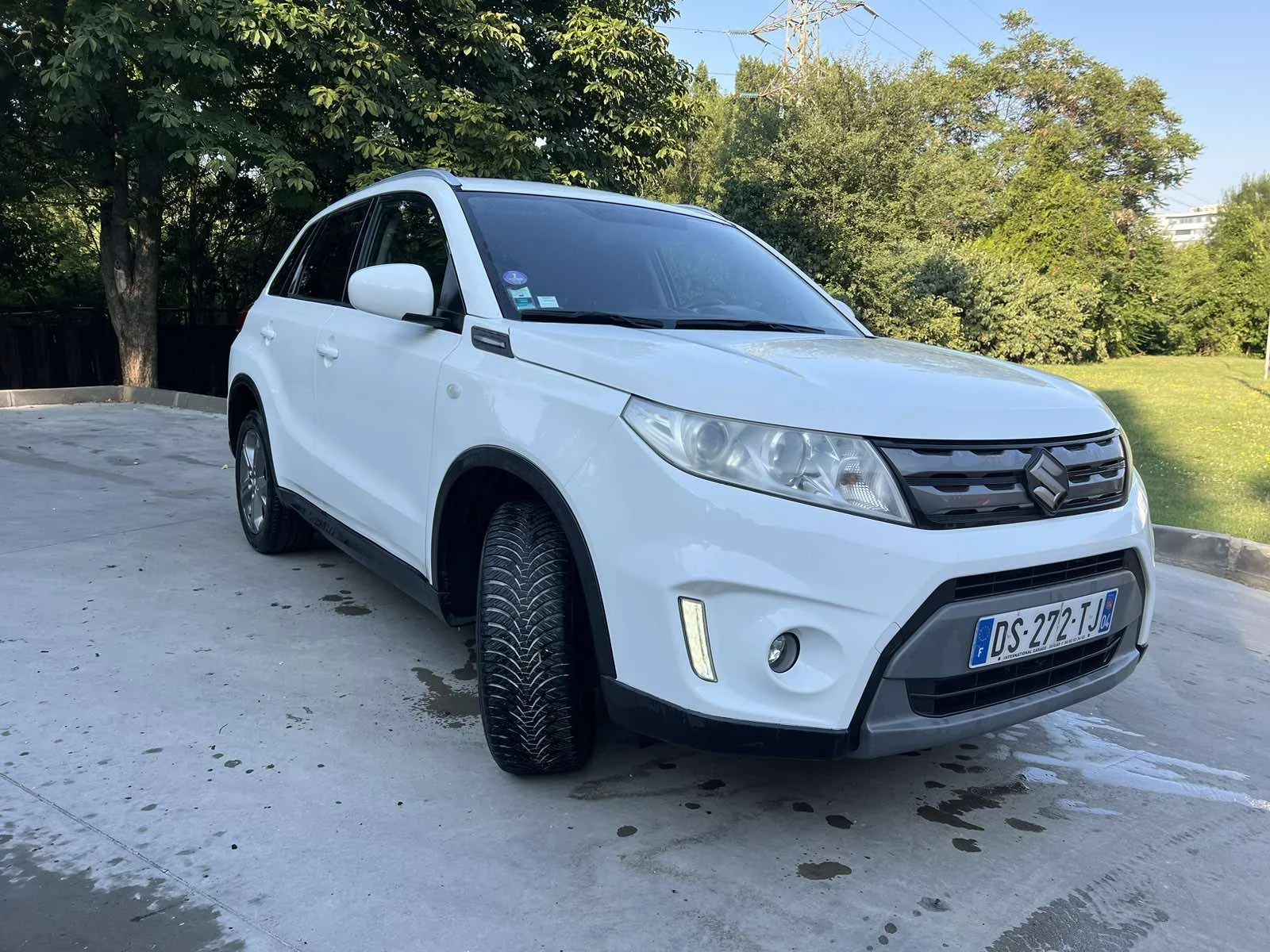 Suzuki Vitara 1.6/120кс/4х4/КАМЕРА/НАВИГАЦИЯ/ДИСТРОНИК  - изображение 2