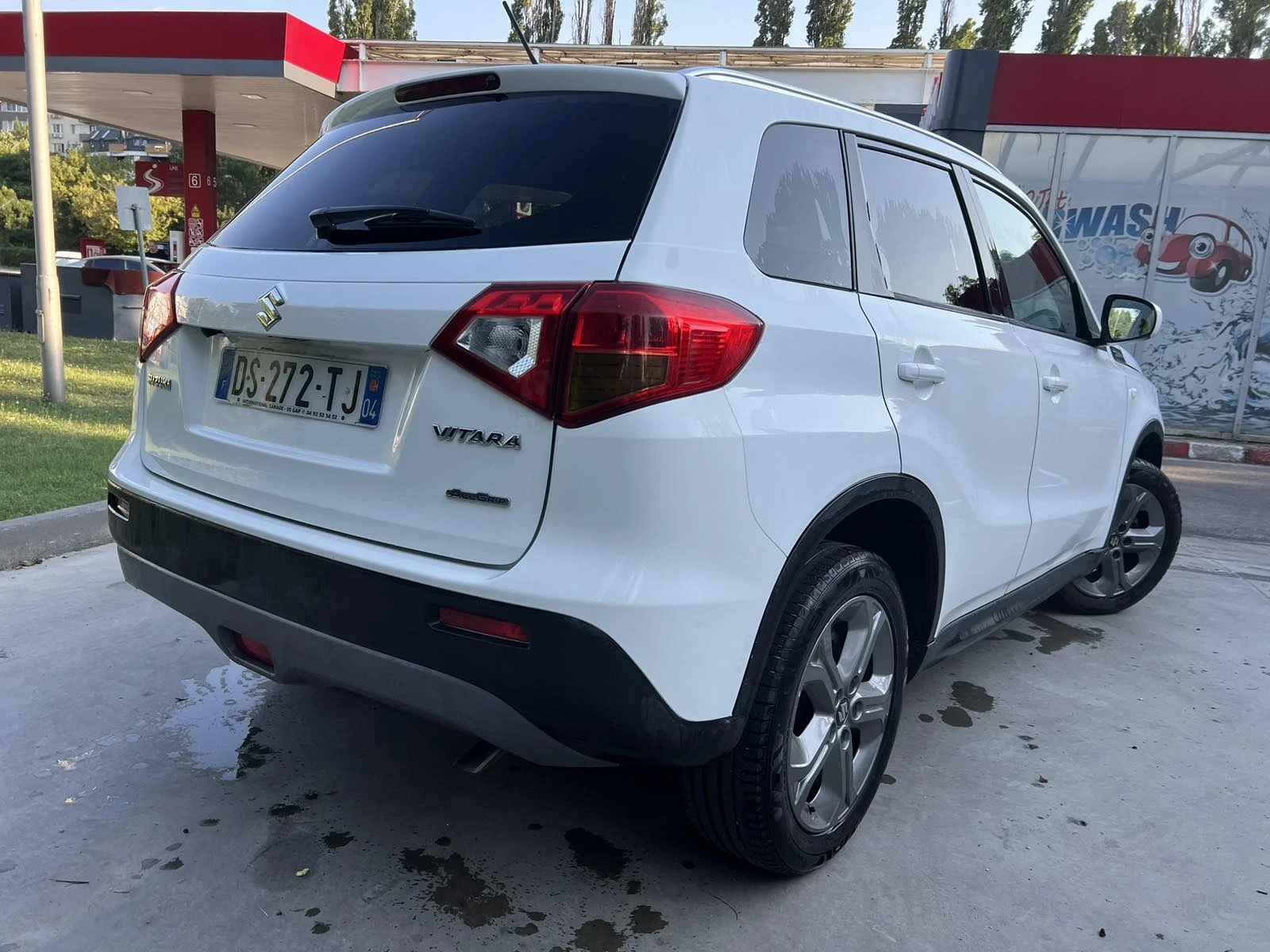 Suzuki Vitara 1.6/120кс/4х4/КАМЕРА/НАВИГАЦИЯ/ДИСТРОНИК  - изображение 5