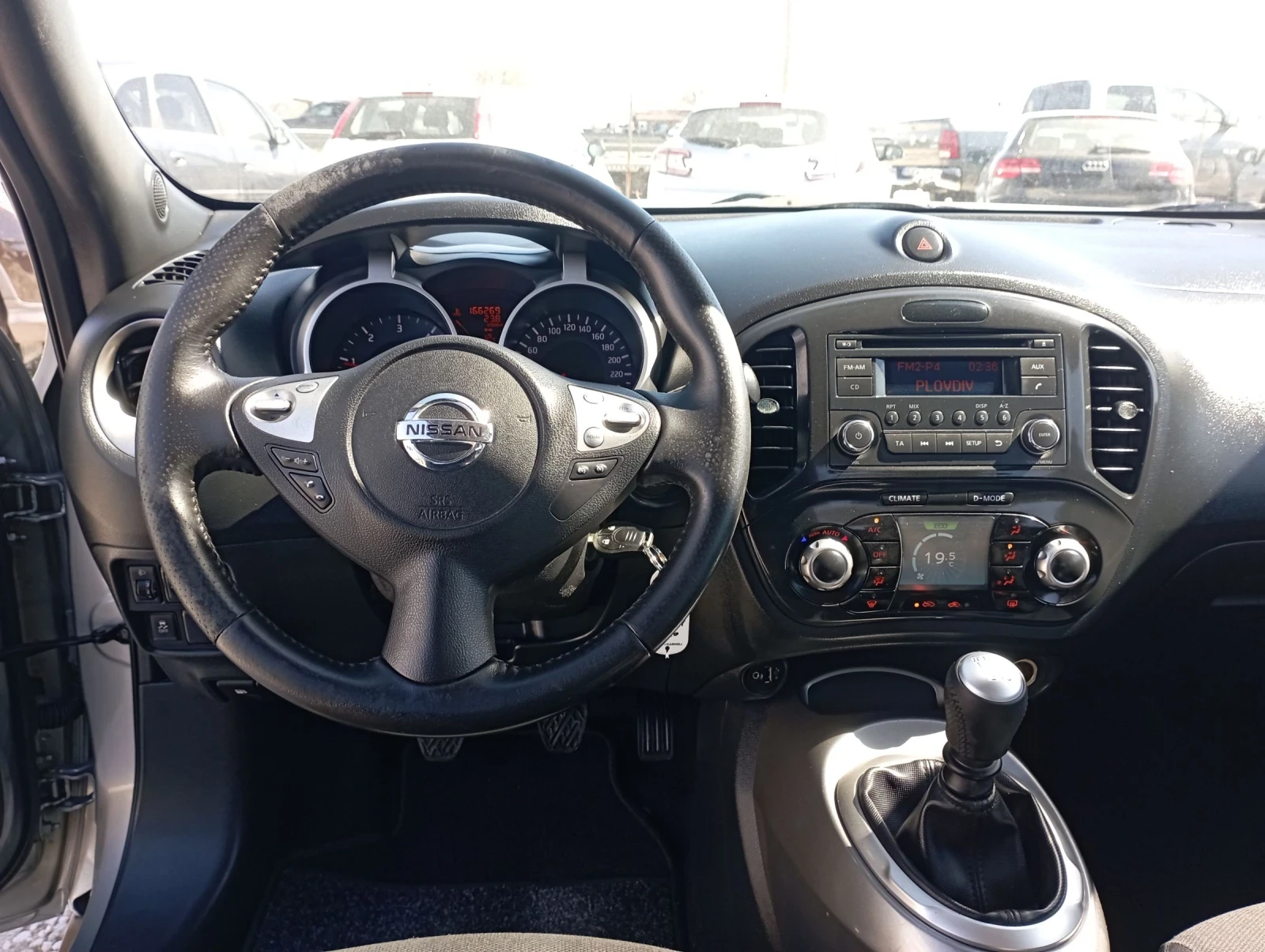Nissan Juke 1.5DCI, 6 скорости, Италия  | Mobile.bg — изображение 12