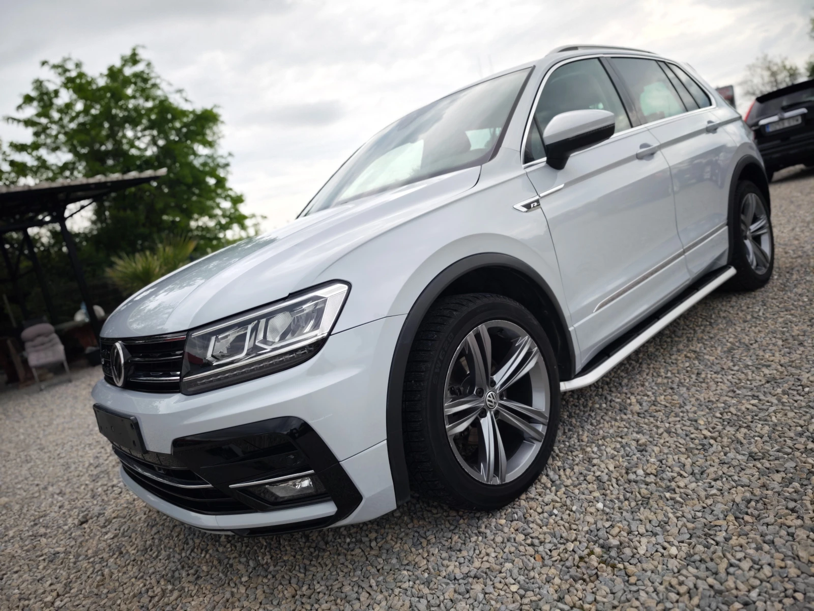 VW Tiguan R-LINE/4MOTION/DISTRONIC/CARPLAY/ANDROID AUTO/СТЕП - изображение 3