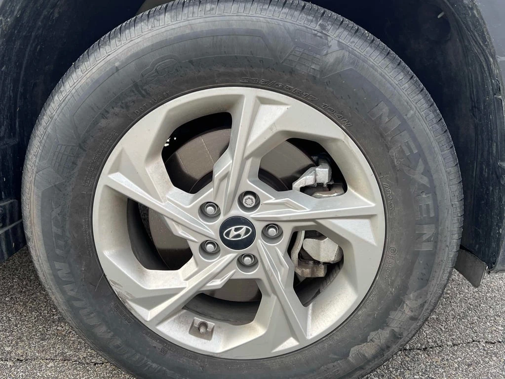 Hyundai Tucson * PREFERRED * CARFAX *  - изображение 4