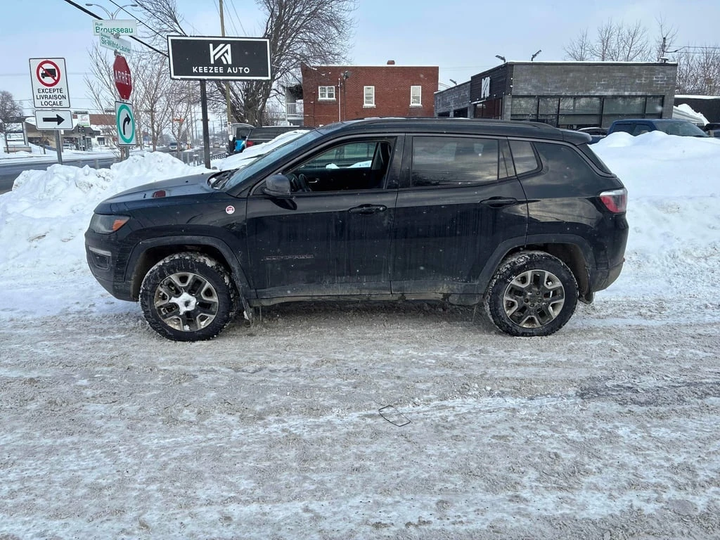 Jeep Compass * Trailhawk * CARFAX * ПОДГРЕВИ * КАМЕРА - изображение 2