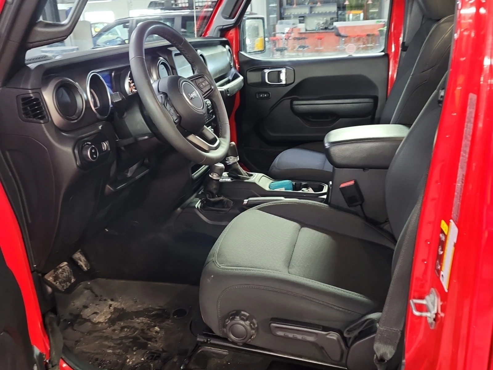 Jeep Gladiator 3.6L 6cyl 4WD, снимка 5 - Автомобили и джипове - 53710059