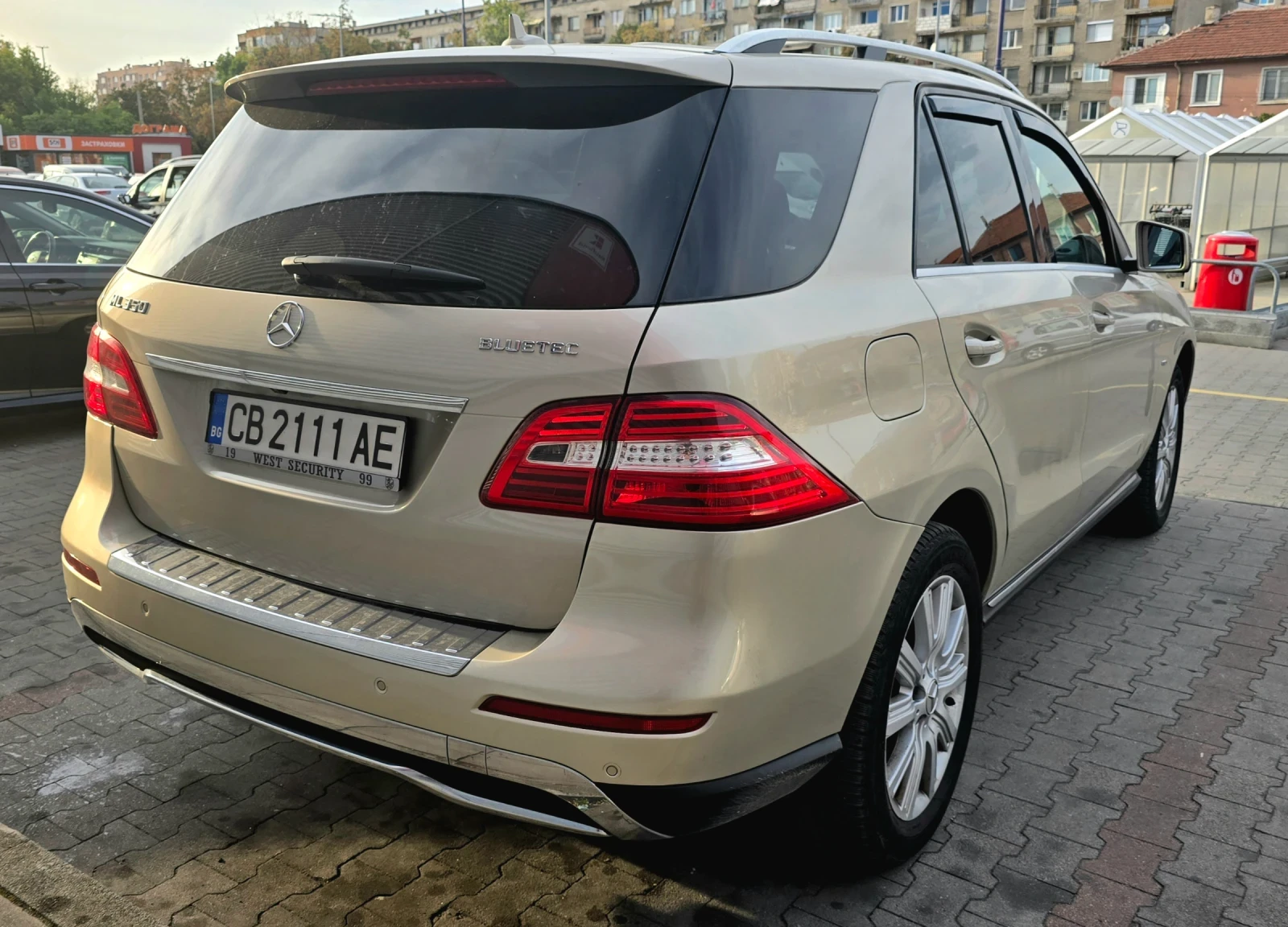 Mercedes-Benz ML 350, снимка 4 - Автомобили и джипове - 54742755