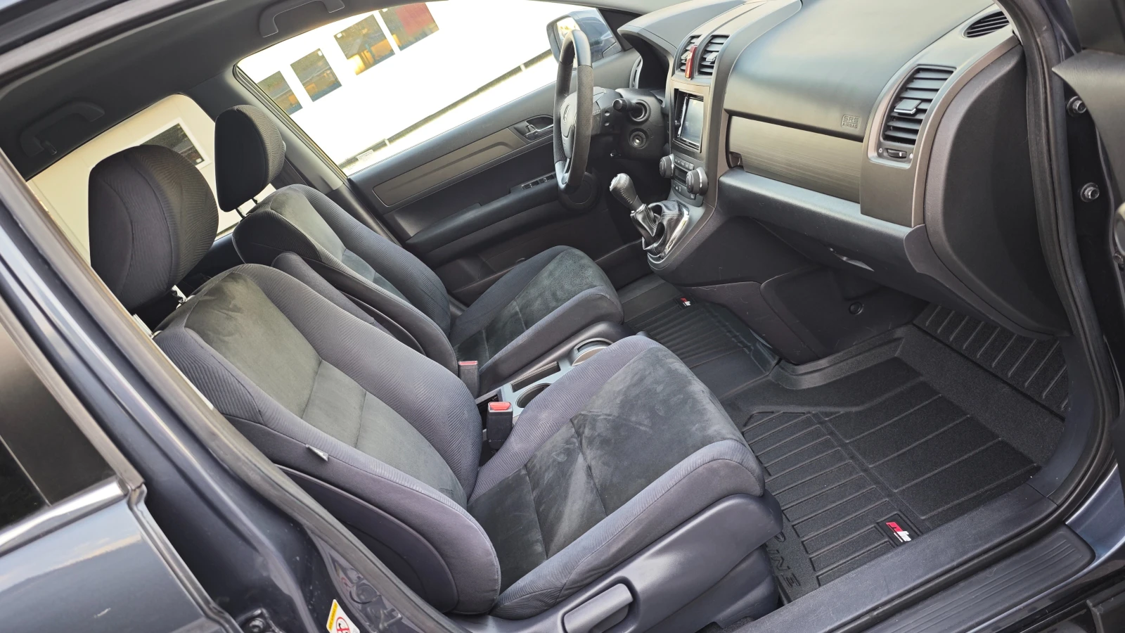Honda Cr-v AERO/РОЛБАР/СПОЙЛЕР/СТЕПЕНКИ/8RAM/8ЯДР NAV/DVD/KAM, снимка 11 - Автомобили и джипове - 54922554