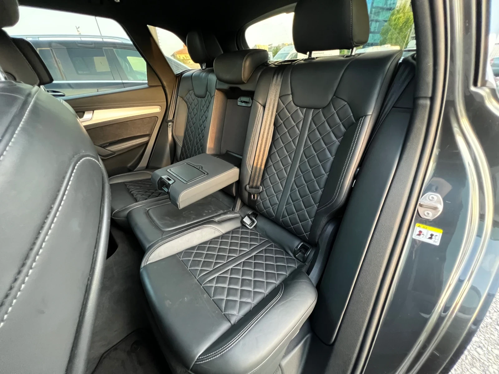 Audi SQ5 3.0TFSI* MATRIX* PANO* CARPLAY* B&O* BLIND SPOT, снимка 10 - Автомобили и джипове - 55120450