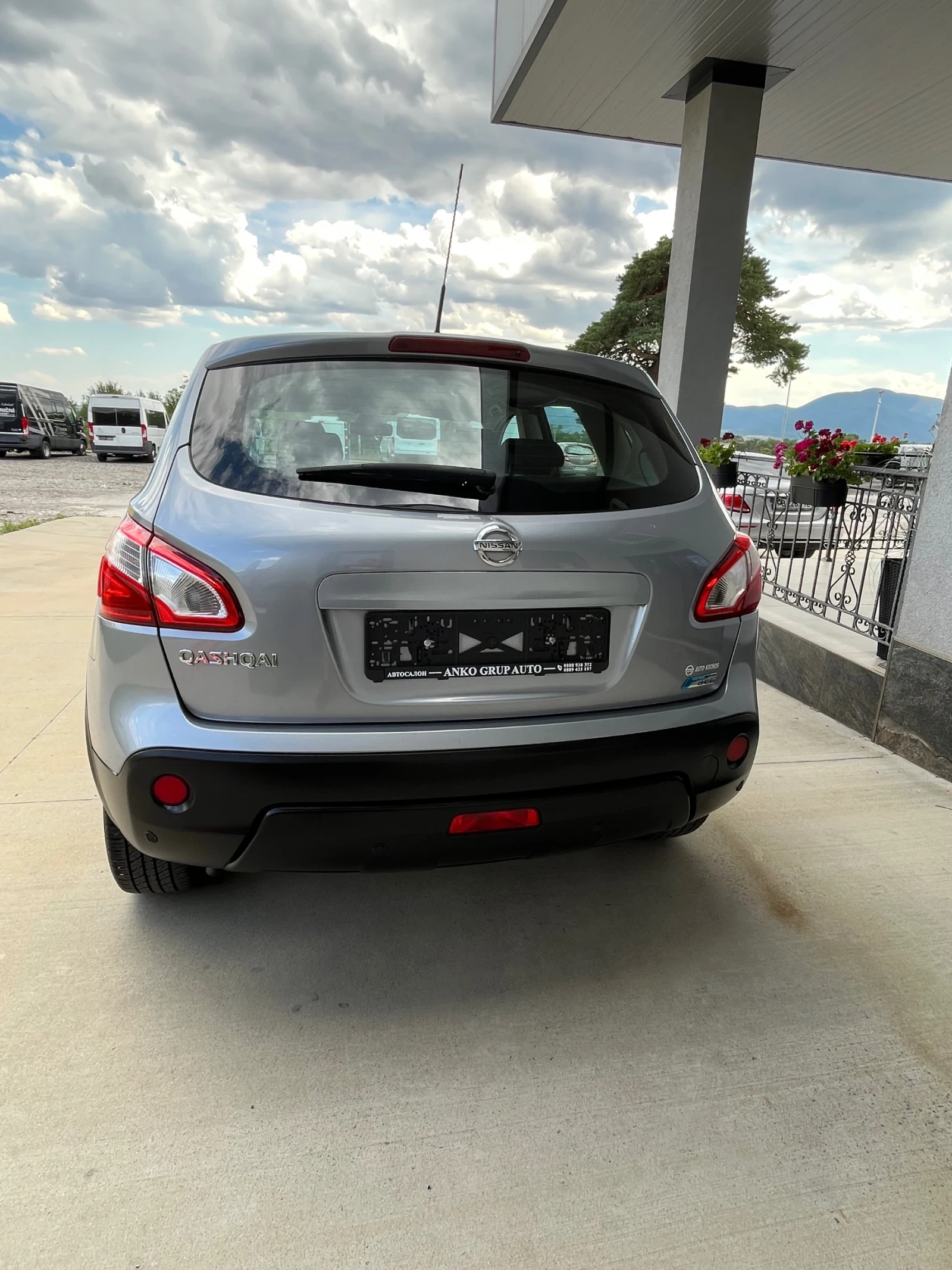 Nissan Qashqai 1, 6 DCI, снимка 9 - Автомобили и джипове - 55207596