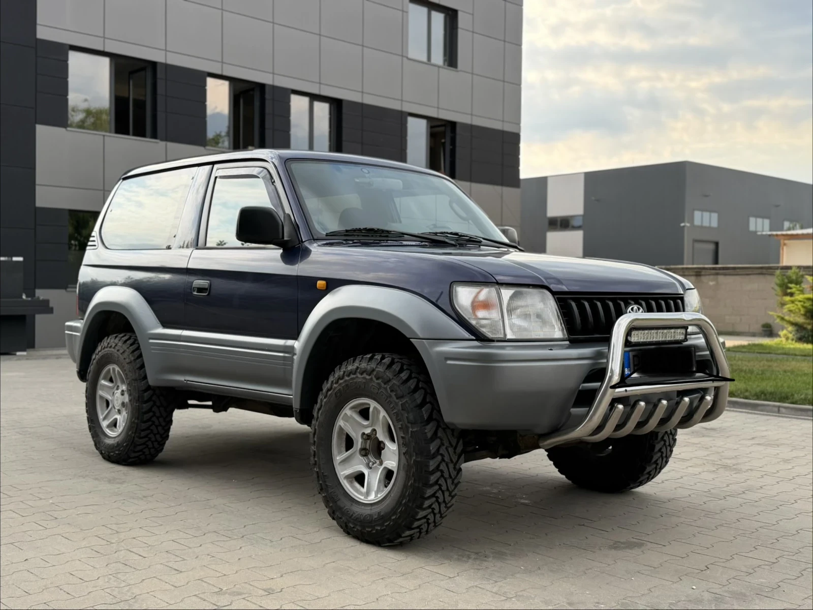 Toyota Land cruiser 90