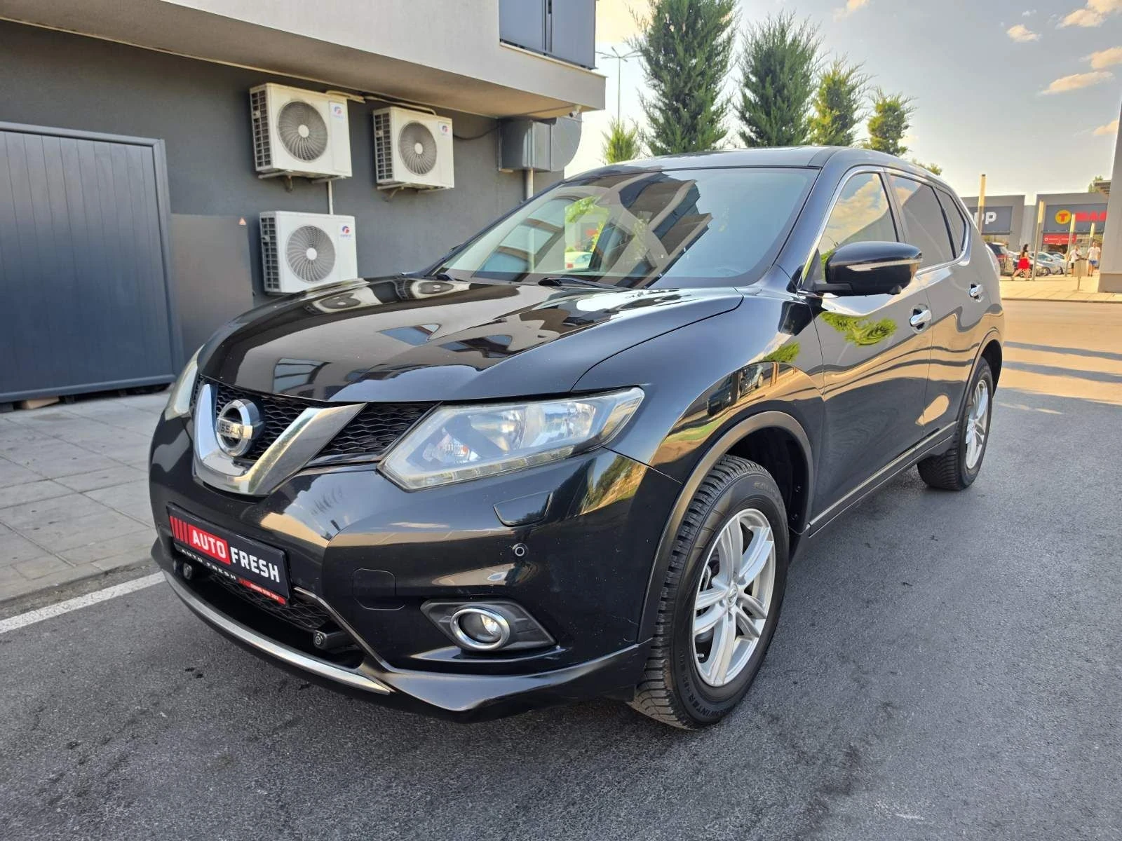 Nissan X-trail 1.6, 4x4, 131 к.с, снимка 2 - Автомобили и джипове - 55736494