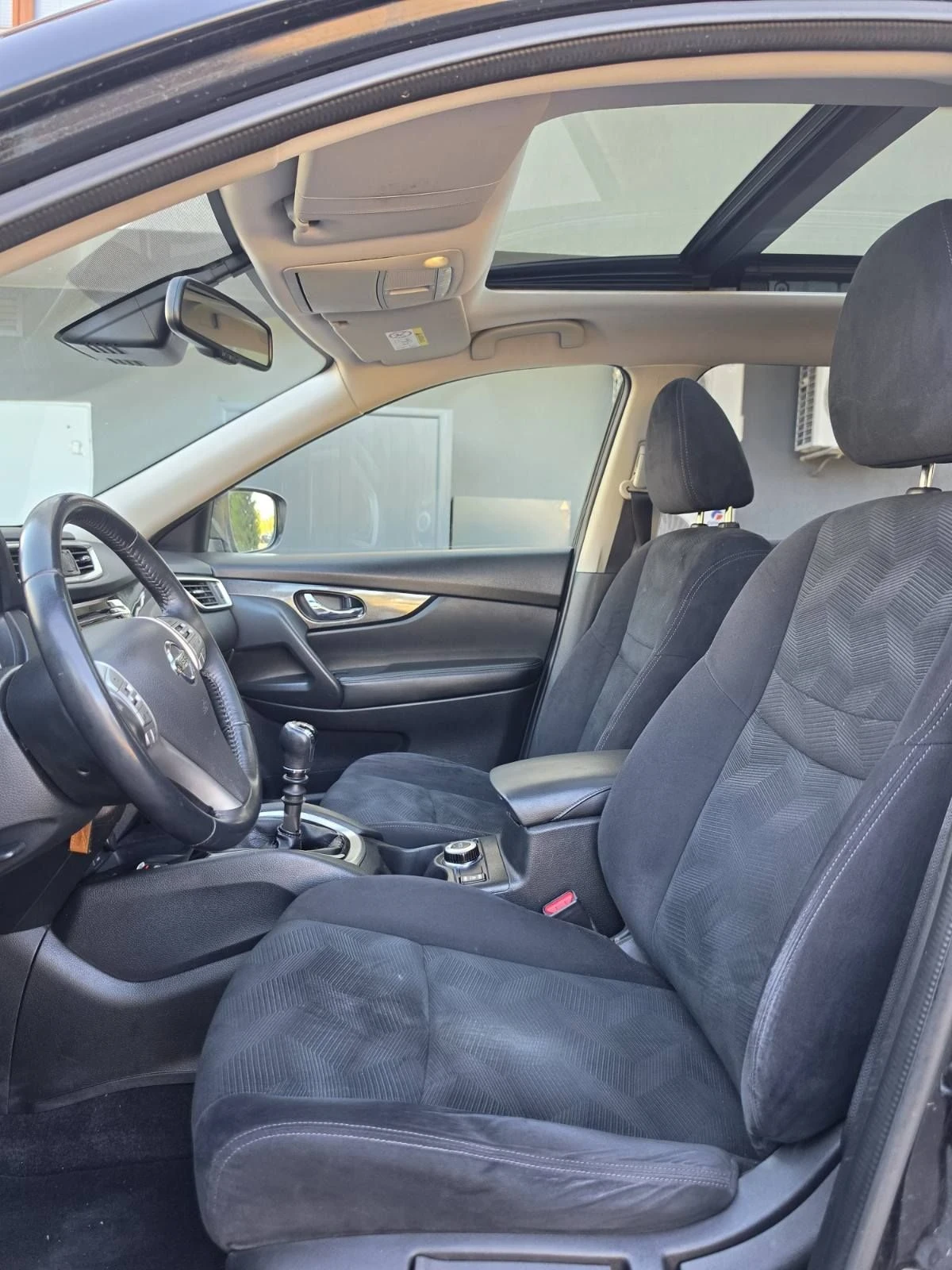 Nissan X-trail 1.6, 4x4, 131 к.с, снимка 15 - Автомобили и джипове - 55736494