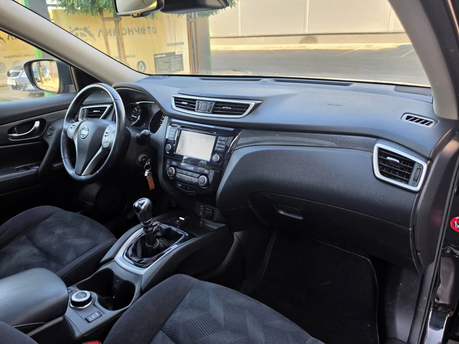 Nissan X-trail 1.6, 4x4, 131 к.с, снимка 13 - Автомобили и джипове - 55736494