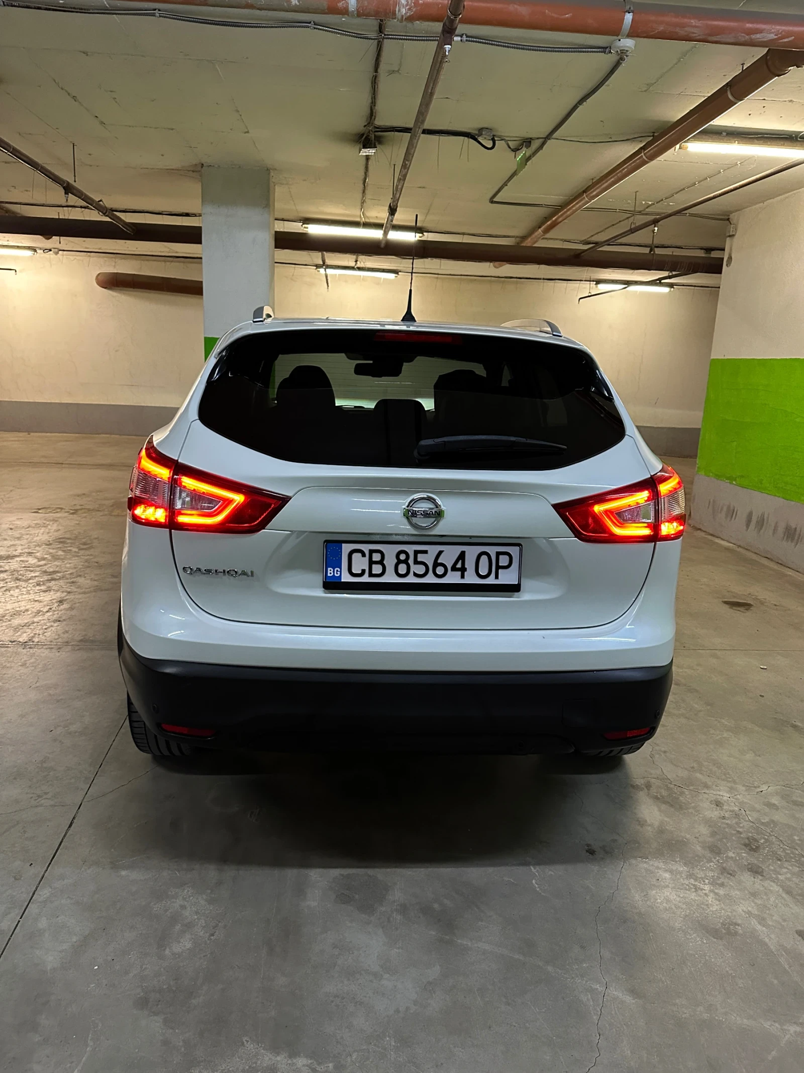 Nissan Qashqai 1.6 D 131к.с. Full/Обслужена, снимка 7 - Автомобили и джипове - 56121830