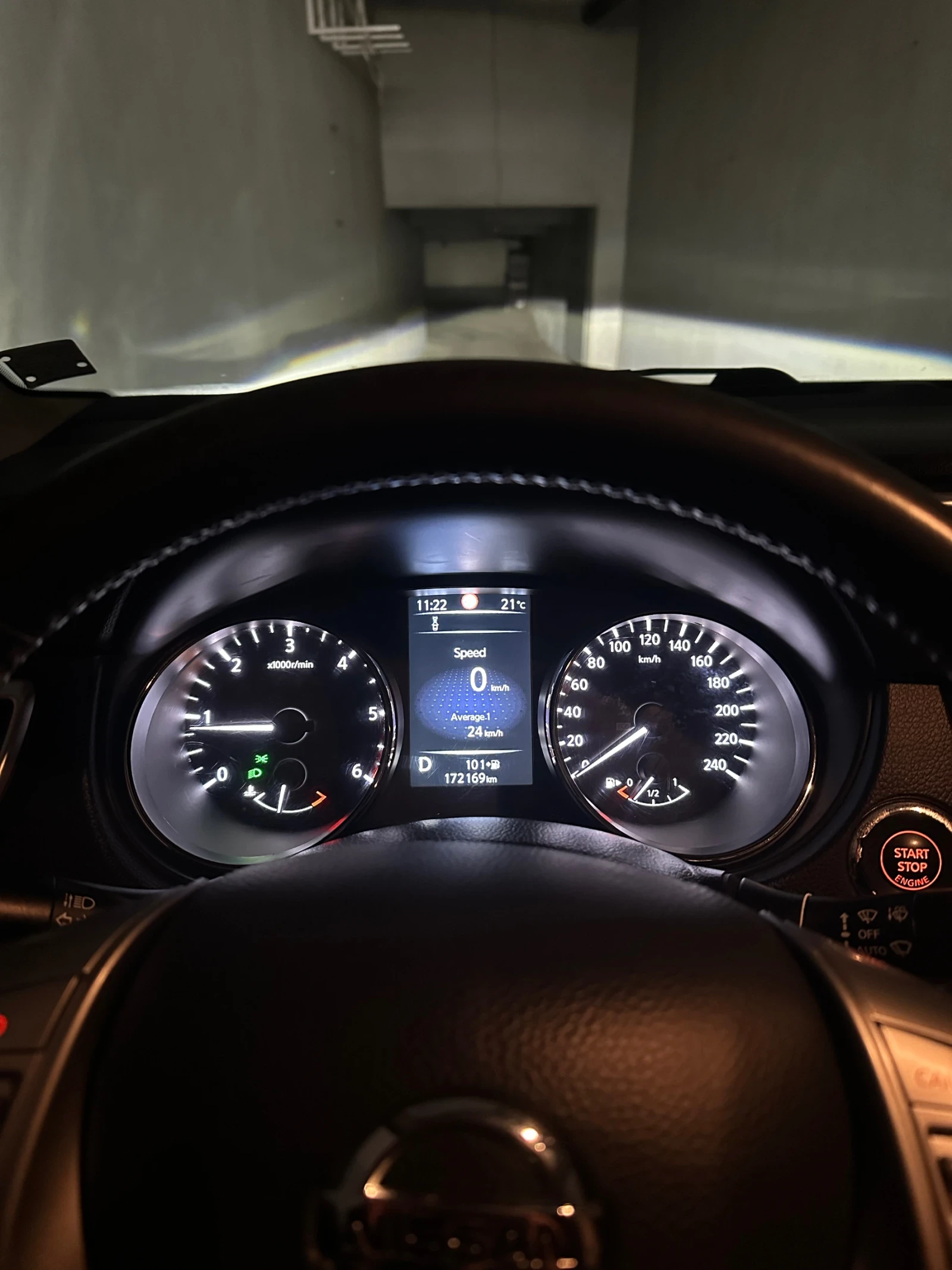 Nissan Qashqai 1.6 D 131к.с. Full/Обслужена, снимка 10 - Автомобили и джипове - 56121830