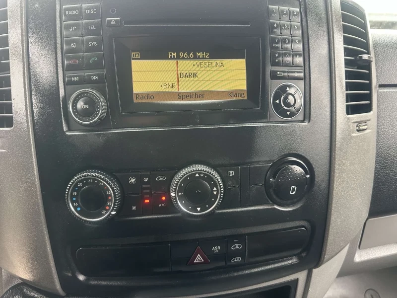 Mercedes-Benz Sprinter 319, снимка 12 - Бусове и автобуси - 53456559