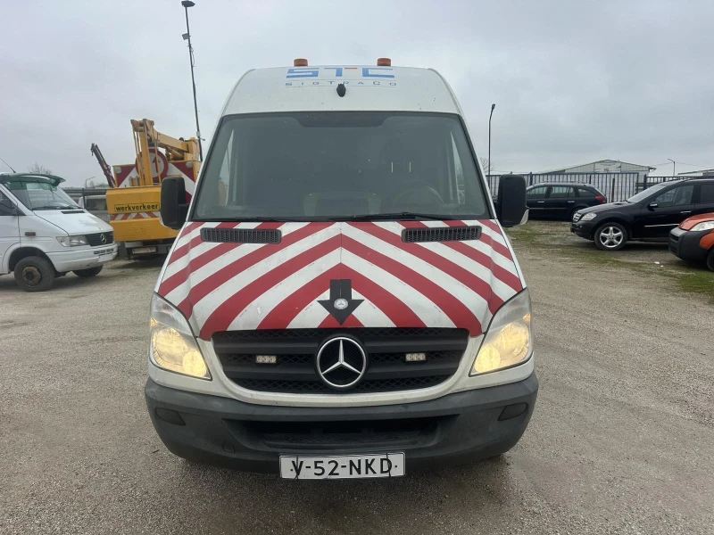 Mercedes-Benz Sprinter 319, снимка 3 - Бусове и автобуси - 53456559