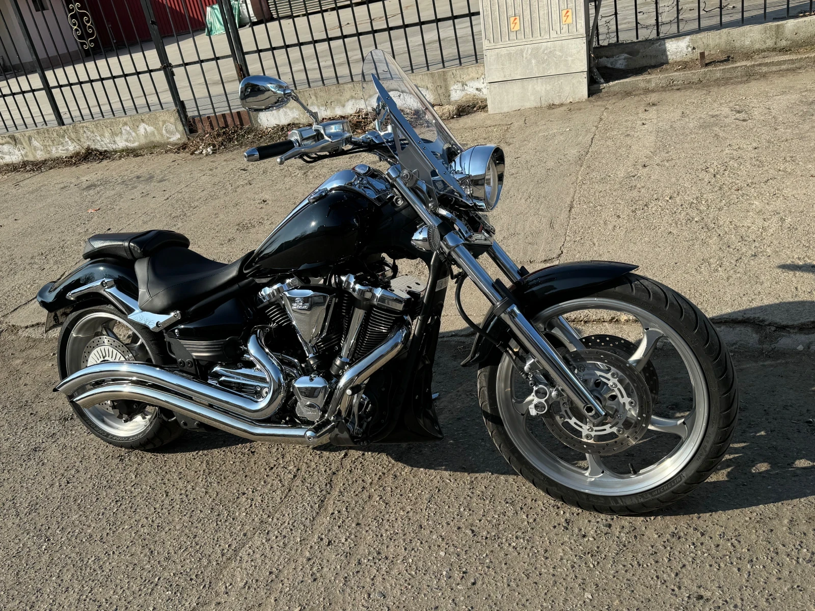 Yamaha Raider 1900 - изображение 2