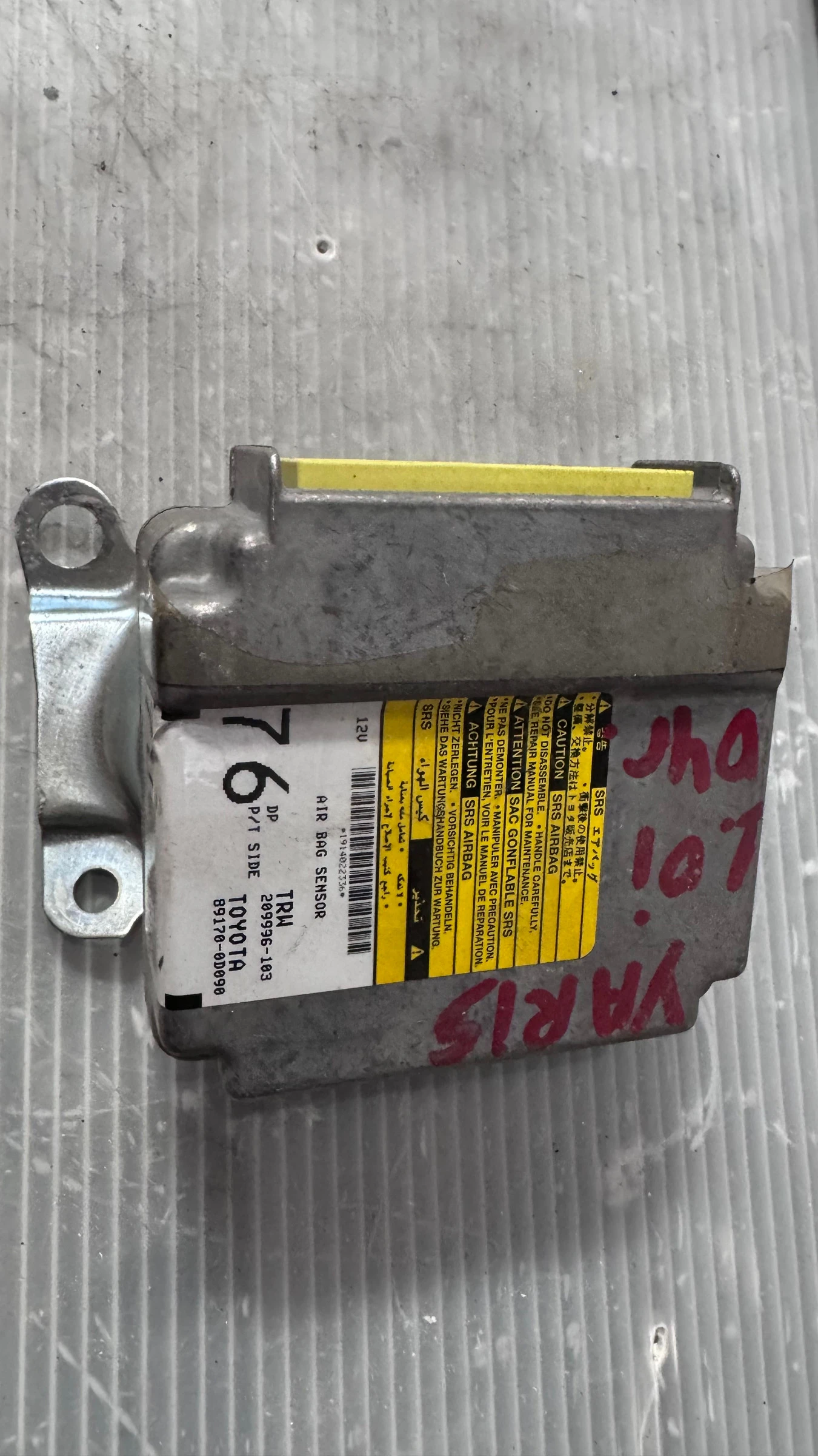 Airbag  /  /  a Toyota Yaris - 209996-103 / 89170-0D090 | Mobile.bg   1