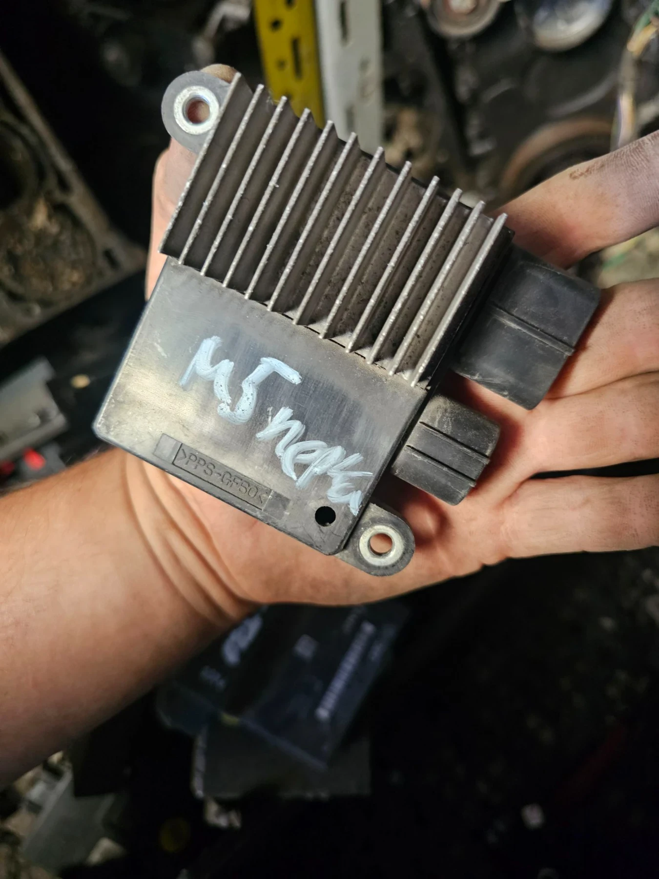 499300-3330 Denso реле перка Mazda , снимка 2 - Части - 56268318