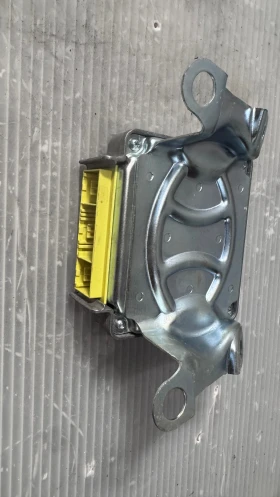 Airbag  /  /  a Toyota Yaris - 209996-103 / 89170-0D090 | Mobile.bg    2