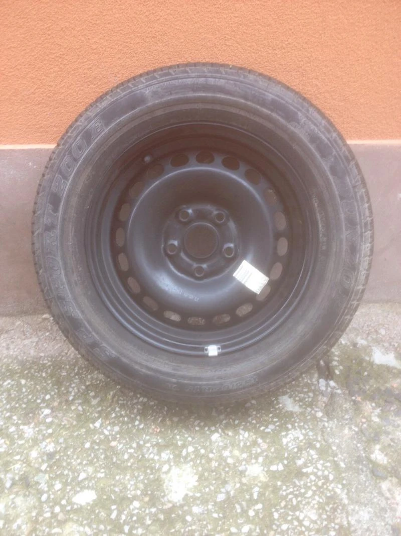 Гуми с джанти Debica 195/65R15, снимка 1 - Гуми и джанти - 47099976