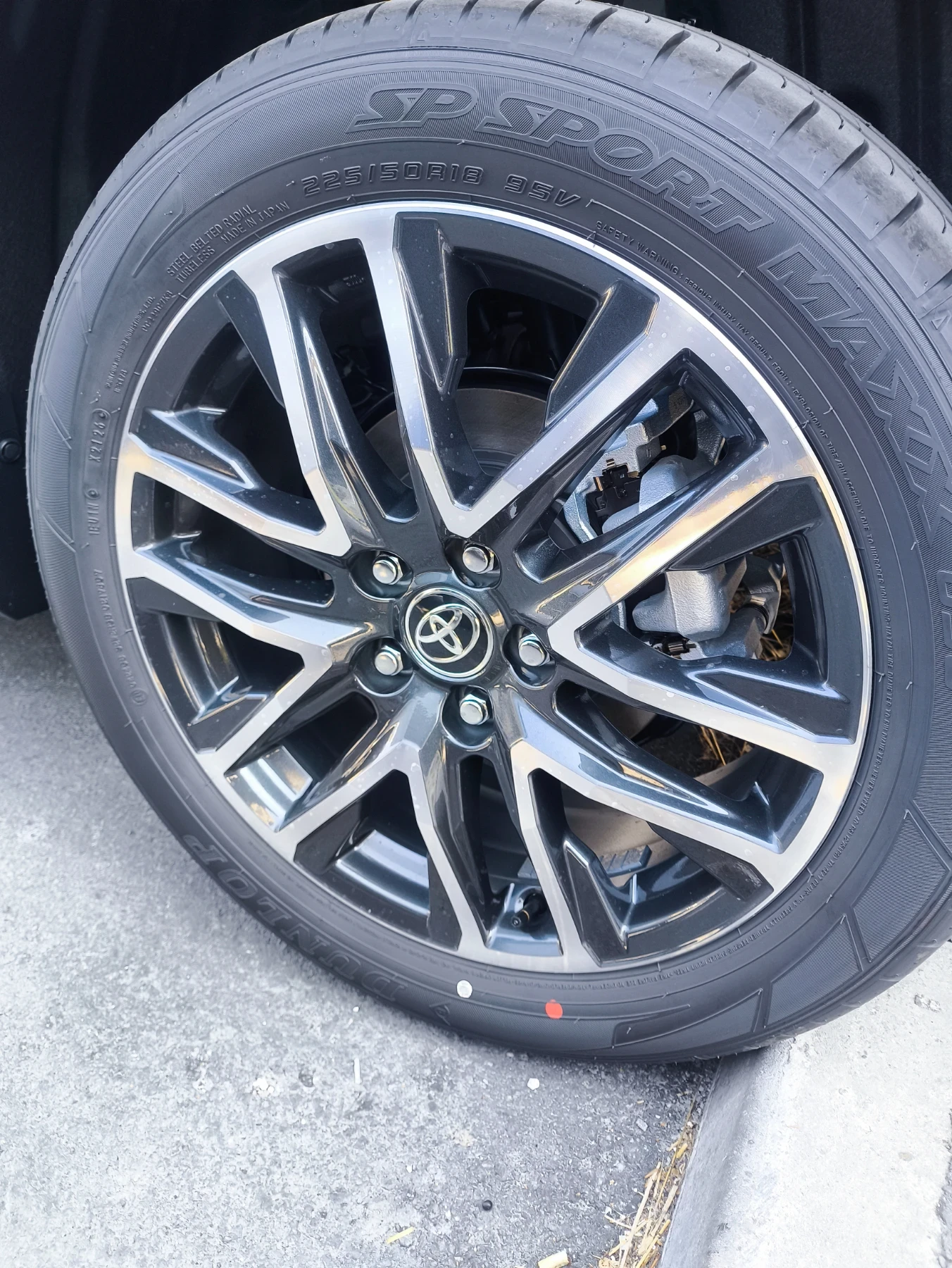 Гуми Летни 225/50R18, снимка 2 - Гуми и джанти - 56199326