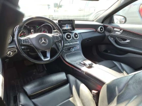 Mercedes-Benz C 300  АМГ Пакет/CARFAX /Кожа/Подгрев/Нави/Шибедах/, снимка 9