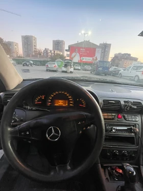 Mercedes-Benz C 220, снимка 8