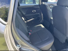 Обява за продажба на Kia Soul 1.6L I-4 DI, DOHC, VVT, 130HP Front Wheel Drive ~19 200 лв. - изображение 7