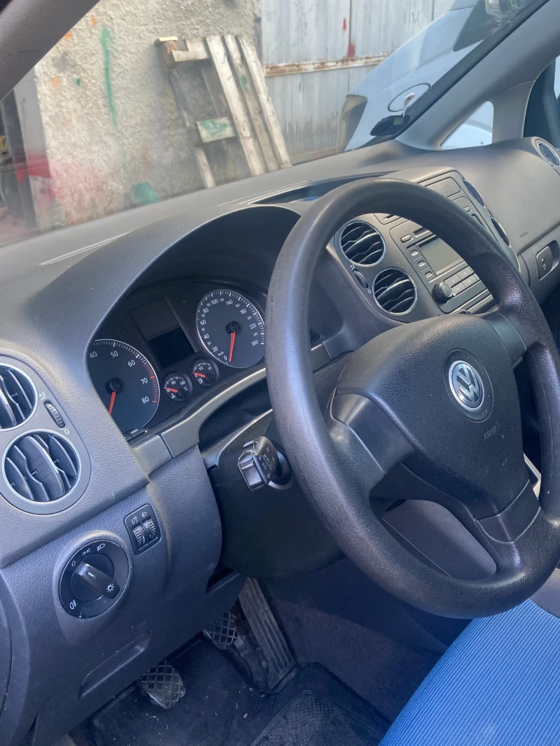 VW Golf Plus, снимка 5 - Автомобили и джипове - 49107171