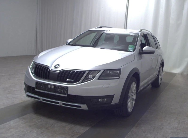 Skoda Octavia 2.0TDI Scout 4x4 LED, снимка 1 - Автомобили и джипове - 47323678