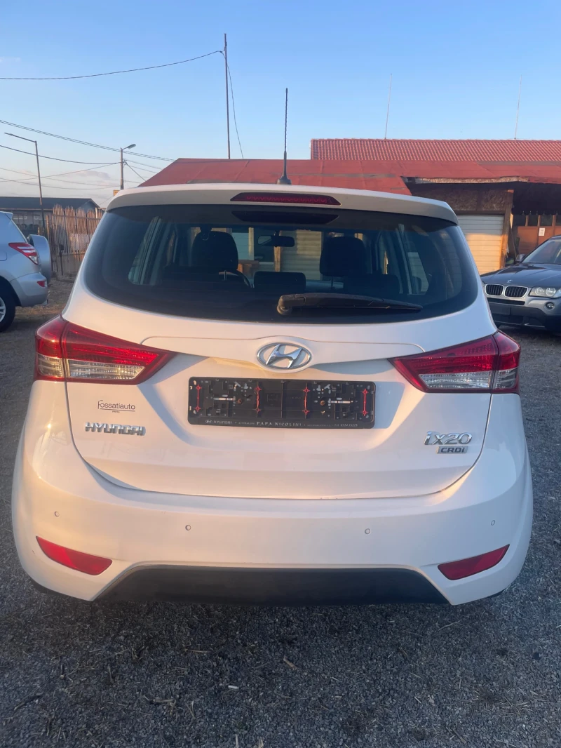 Hyundai Ix20 1.6 116HP, снимка 6 - Автомобили и джипове - 47334050