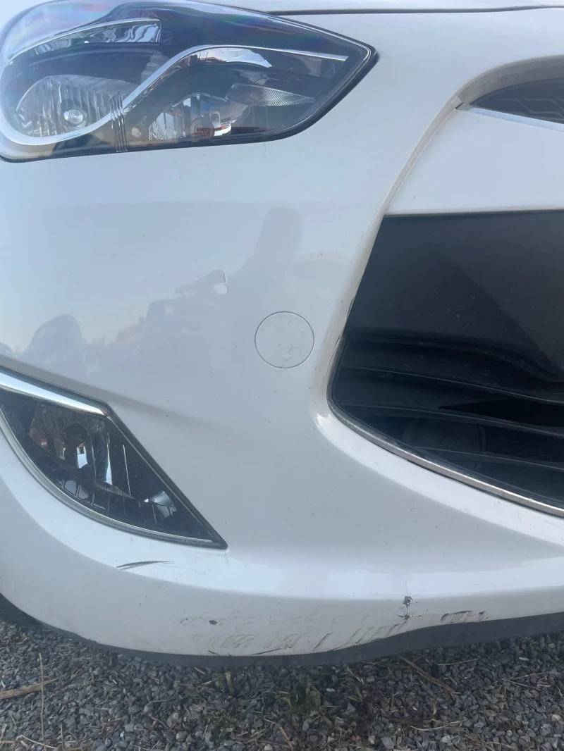 Hyundai Ix20 1.6 116HP, снимка 14 - Автомобили и джипове - 47334050