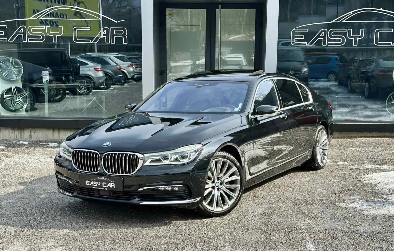 BMW 740 LONG XDRIVE /Harman Kardon/ TV / PANO/360 CAMERA/ , снимка 1 - Автомобили и джипове - 49291607