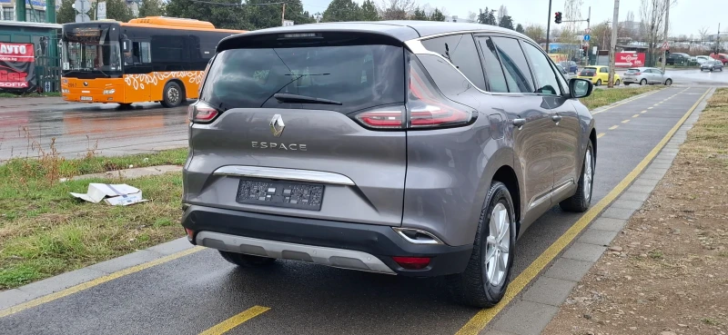 Renault Espace 1.6 dci 7Места  148000км Automatic intence, снимка 5 - Автомобили и джипове - 49621224
